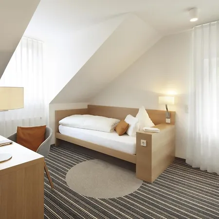 Hotel Hiller In Abstatt