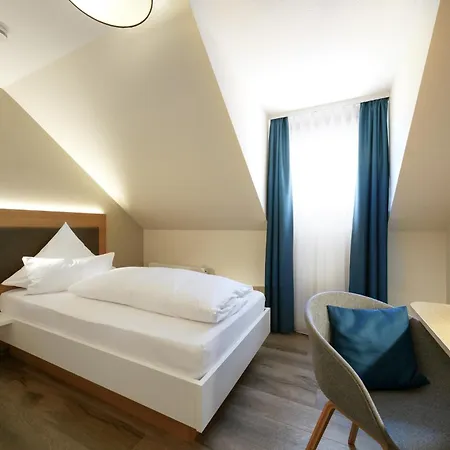 Hiller In 3* Abstatt