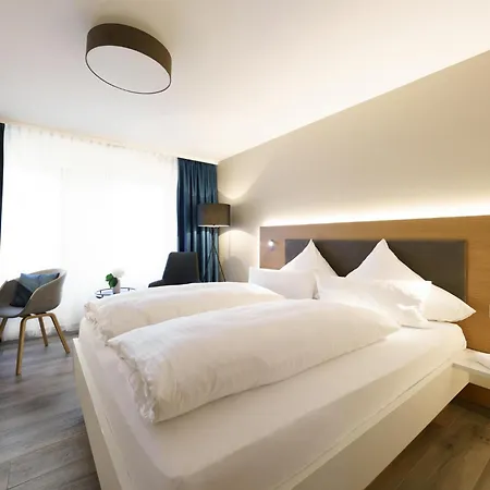 Hiller In Hotel Abstatt