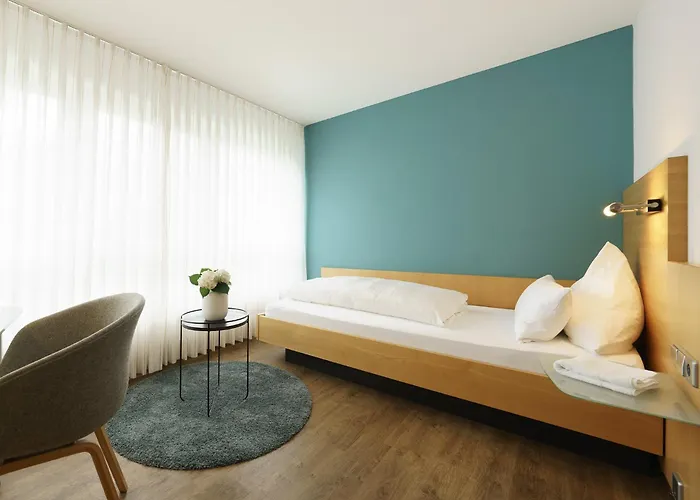 Hiller In Szálloda 3*